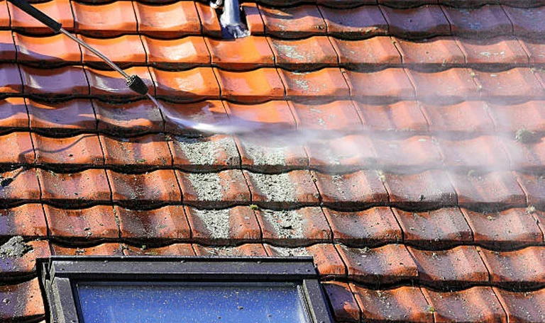 Nettoyage et entretien toiture